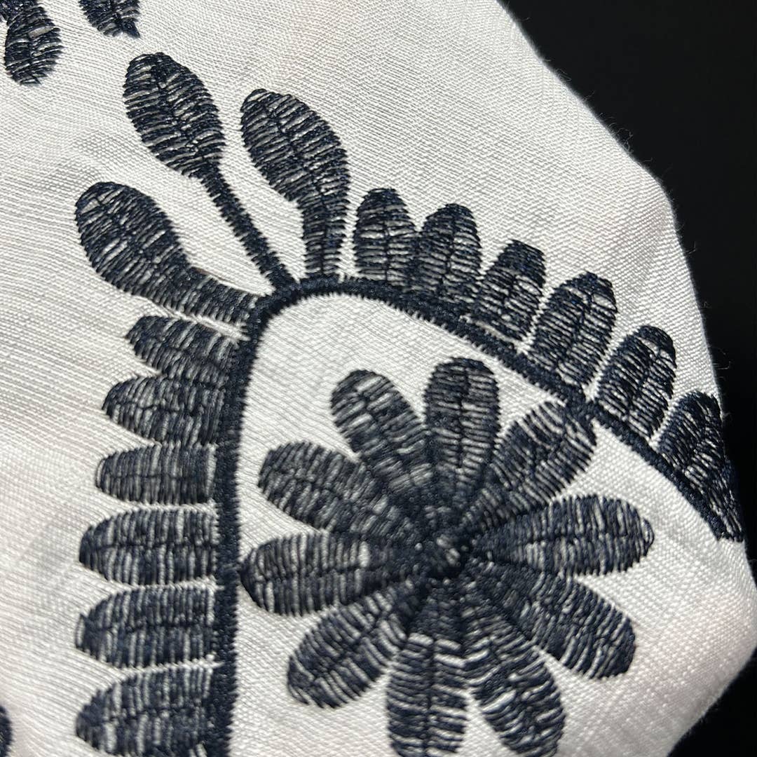 Elegant Embroidered Long-Sleeve V-Neck Floral Shirt ZK3387