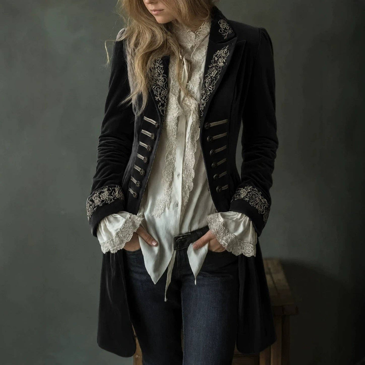 Women's Embroidered Velvet Blazer Vintage Jacket: Blue / XL
